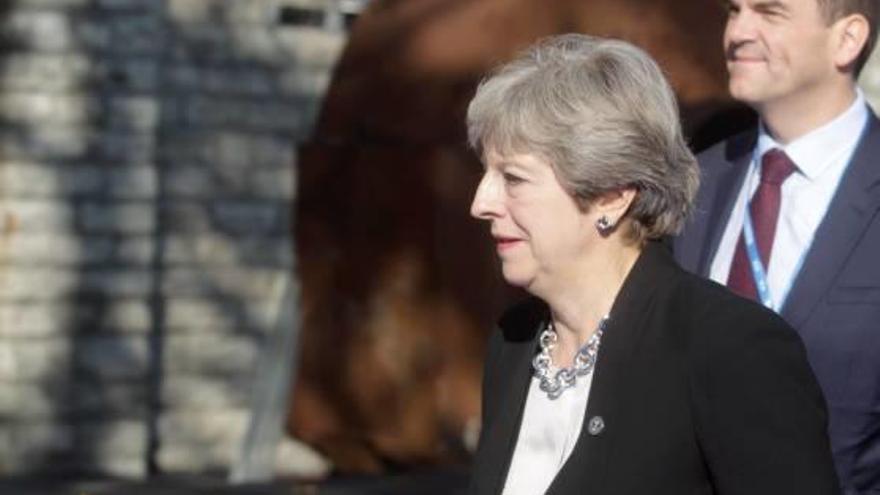 La primera ministra britànica, Theresa May, a la seva arribada a la cimera.