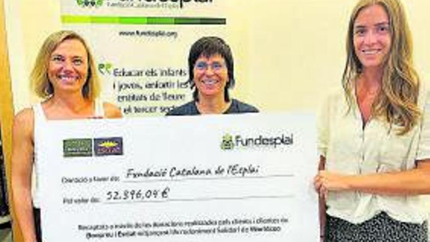 Els clients de Bonpreu i Esclat donen 52.396 euros a Fundesplai per la igualtat d’oportunitats en la infància