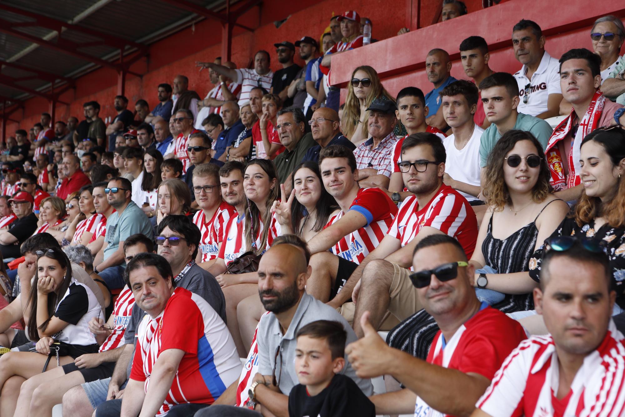 El Sporting empata ante la Ponferradina en su cuarto partido veraniego