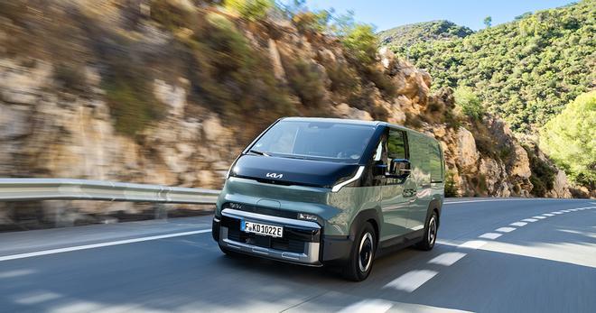 Kia redefine el segmento de los vehículos comerciales con el nuevo eléctrico PV5, que destaca por su concepción flexible, versatilidad y conectividad inteligente