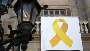 undefined47343798 barcelona 14 03 2019 pol tica lla  groc o lazo amarillo en e190314192712