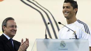 Presentació de Cristiano Ronaldo al Bernabéu, el 6 de juliol del 2009.