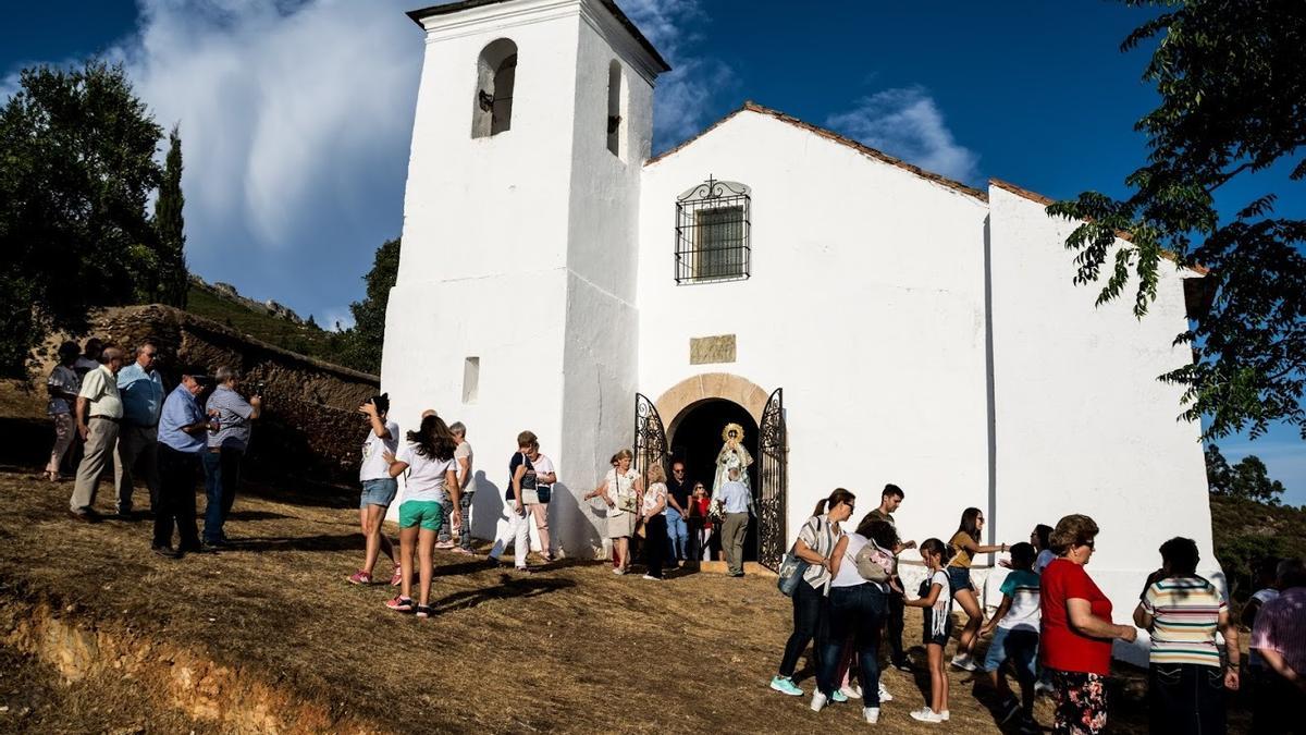 La iglesia solo se abre el primer domingo de septiembre