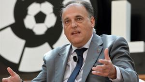 Javier Tebas se resiste a suspender LaLiga por el coronavirus