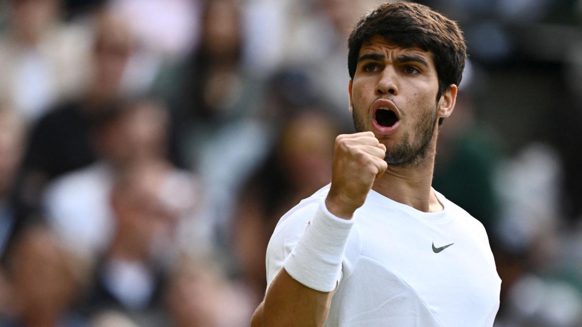 Alcaraz celebra el pase a 'semis'