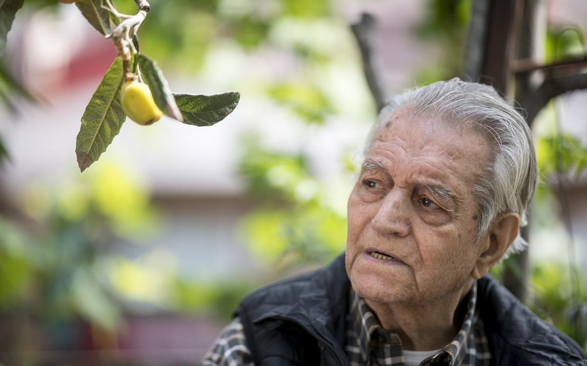 Joan Carulla, pagès centenari: «Sense aquest hort, ja seria mort»