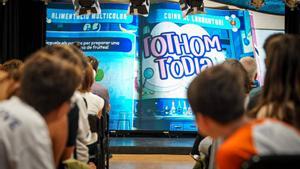 Alumnos de varios institutos catalanes, en un taller sobre convivencia y acoso escolar.