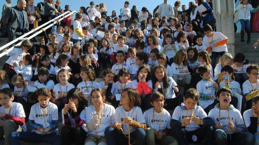 Els infants participants en la primera edició de Girobòtica a la UDG | DdG