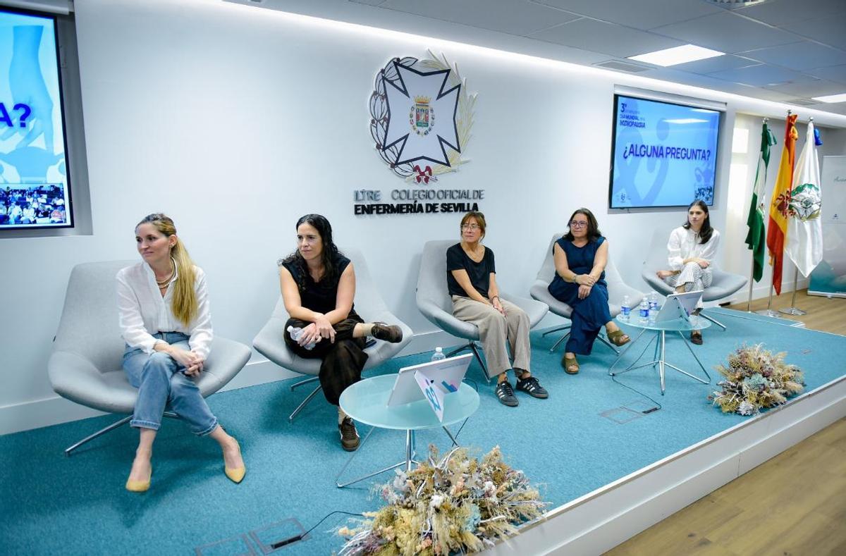 Primera mesa de debate protagonizada por matronas y expertas en la salud de las mujeres.