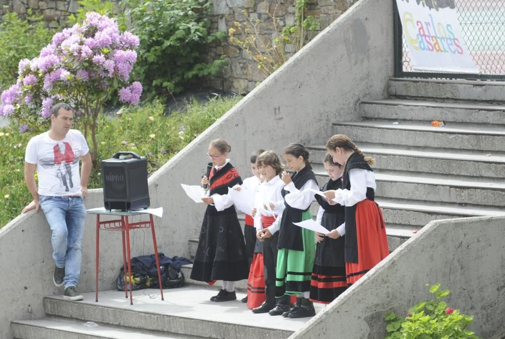 Muiñeira con 450 alumnos del colegio Franciscanas