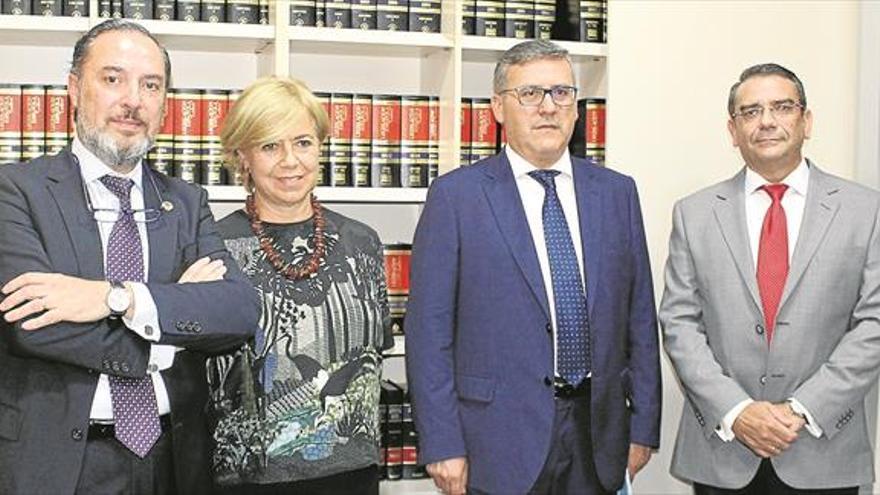 El Colegio de Abogados aborda en una jornada la trata de los seres humanos