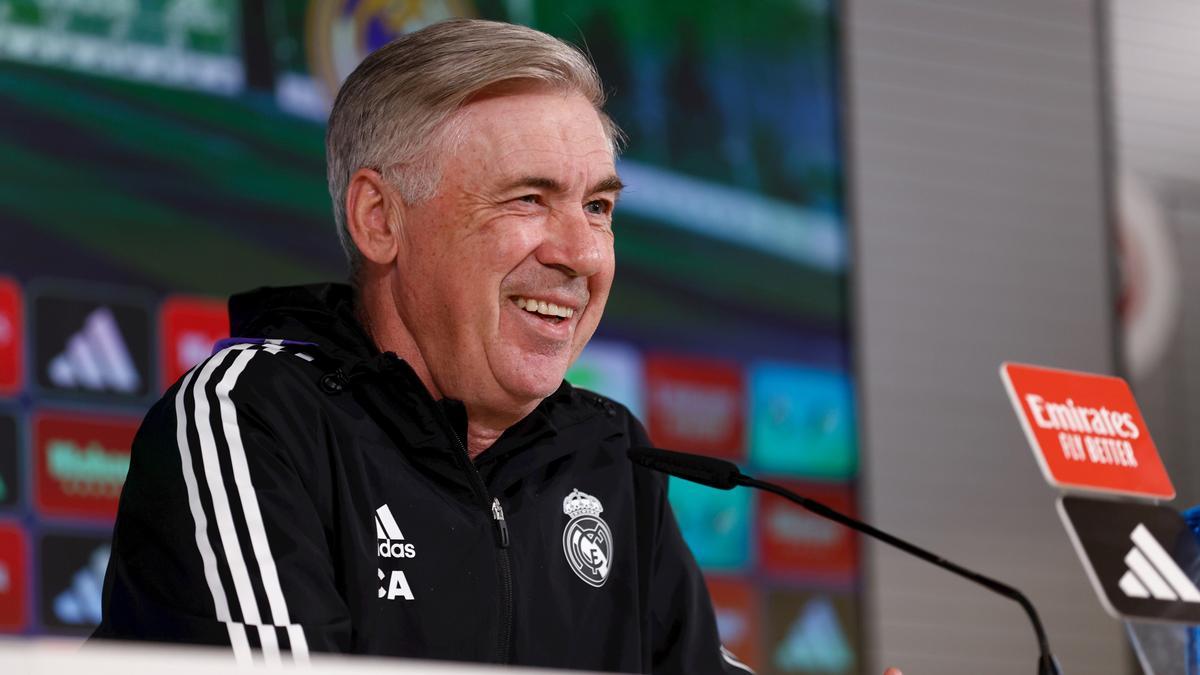 El entrenador del Real Madrid, Carlo Ancelotti, durante una rueda de prensa.
