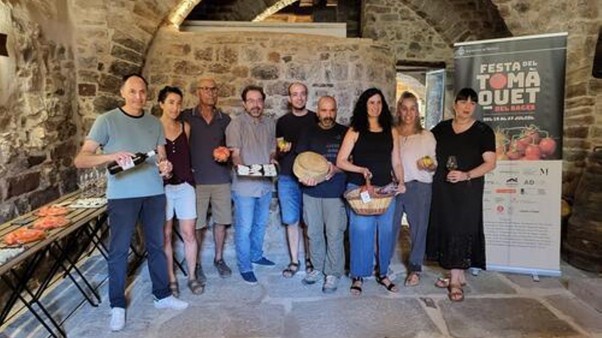 La Festa del Tomàquet s'ha presentat a la formatgeria Cal Canterer de Santpedor