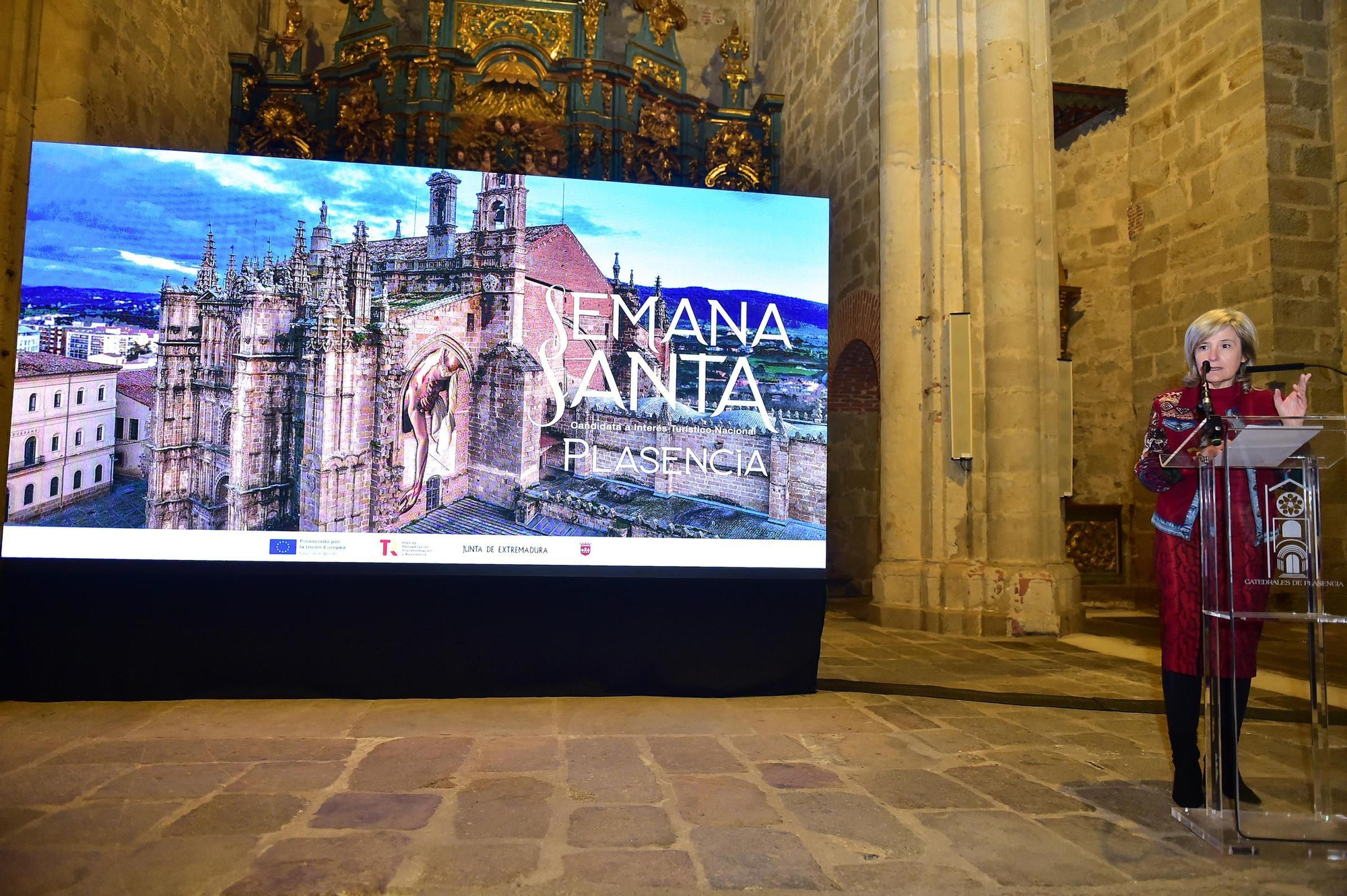 Así ha sido la presentación del cartel de la Semana Santa de Plasencia