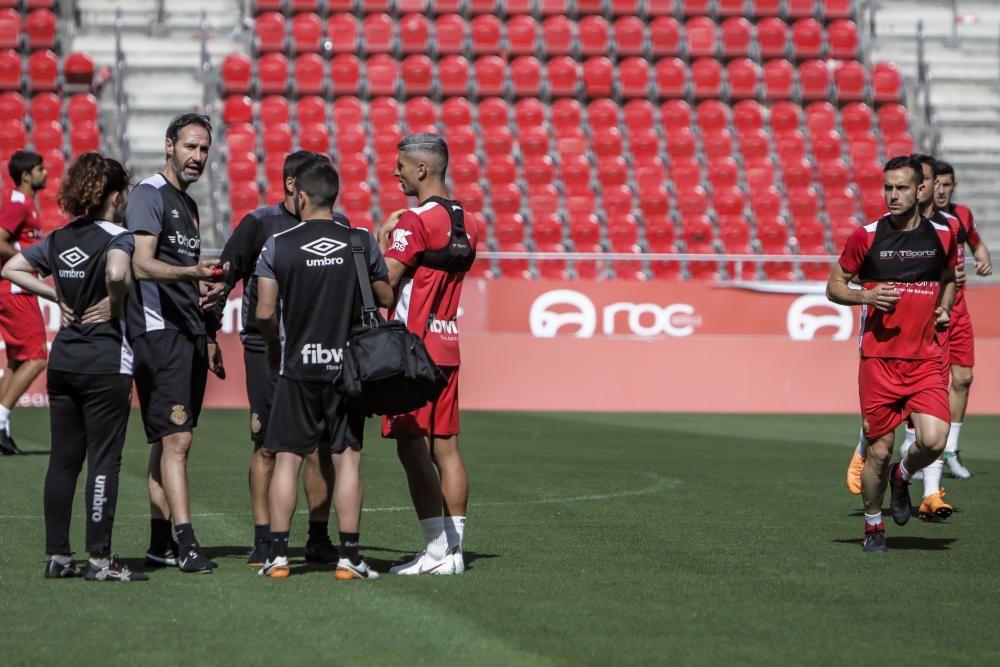 Último entrenamiento del Mallorca antes de partir hacia Miranda