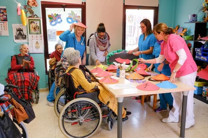 Santa María de Guía. Reportaje a la residencia de ancianos Tarazona por el 8M.