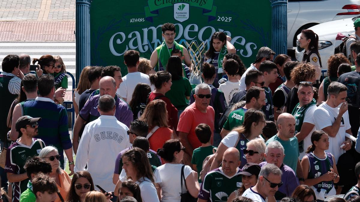 Imágenes de la celebración del título de la BCL en el Carpena