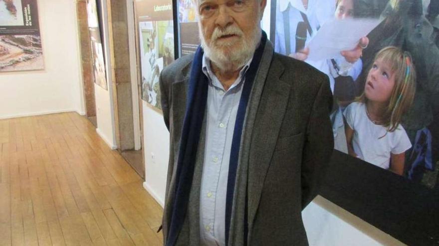 José Antonio Martín Pallín, en la Casa de la Cultura de Llanes (Asturias).