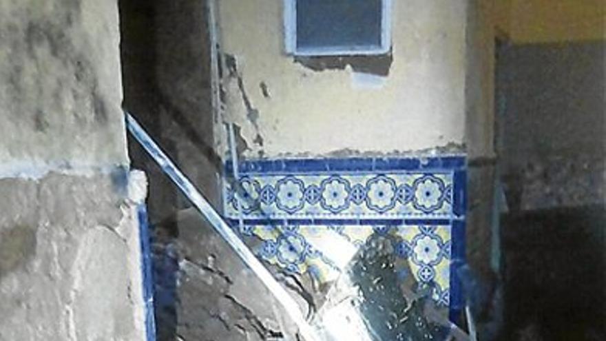 Primer derrumbe en una casa del Casco Antiguo de Badajoz por la lluvia