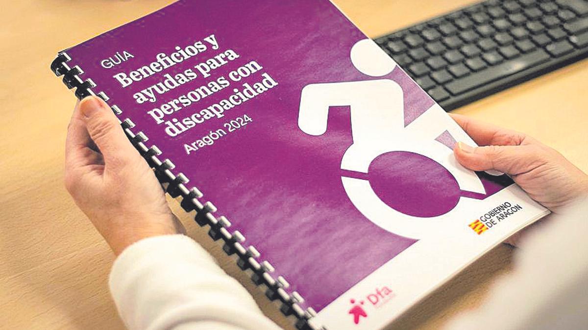 La guía de beneficios y ayudas para personas con discapacidad.