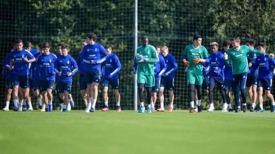 El Oviedo vuelve al trabajo en El Requexón tras caer ante el Espanyol