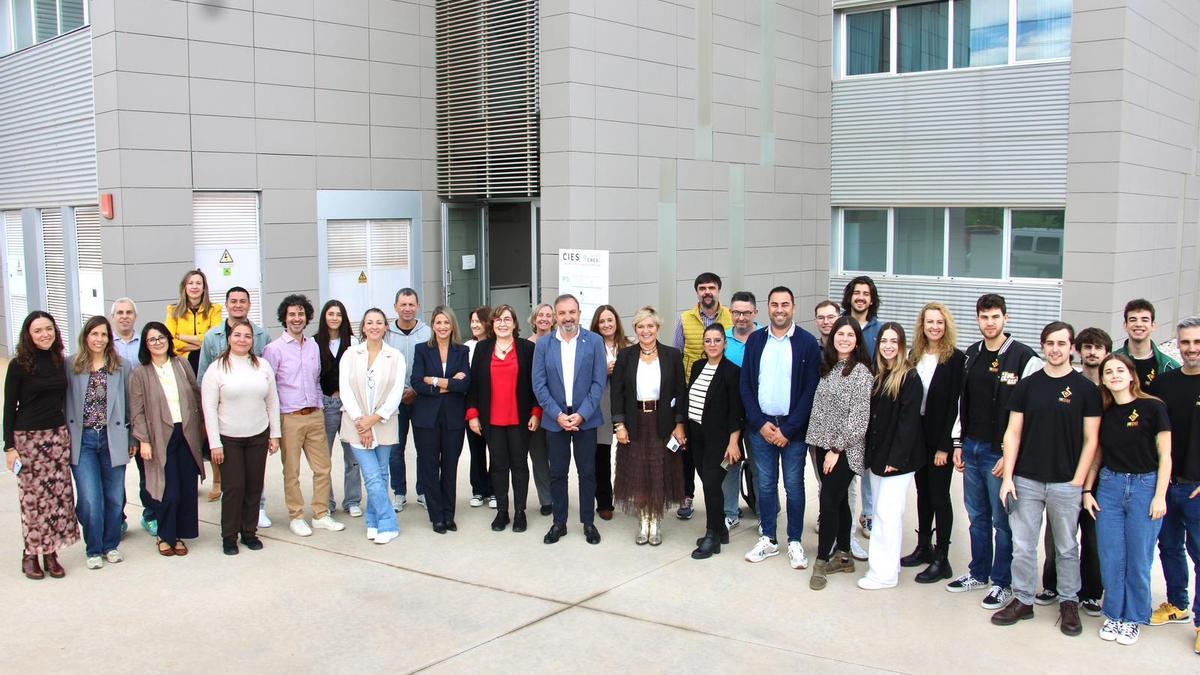 El concejal de Empleo, Juan Carlos Redondo, en la visita las instalaciones del Centro de Innovación, Emprendimiento y Sosteniblidad