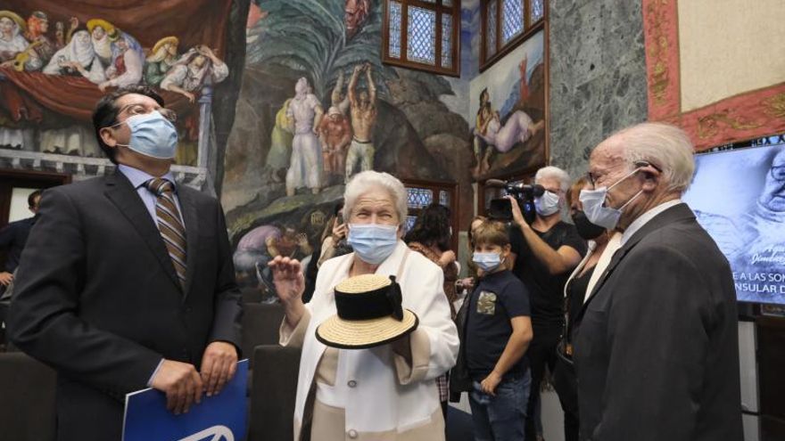 Acto de homenaje en el Cabildo de Tenerife por el Día Insular de Artesanía