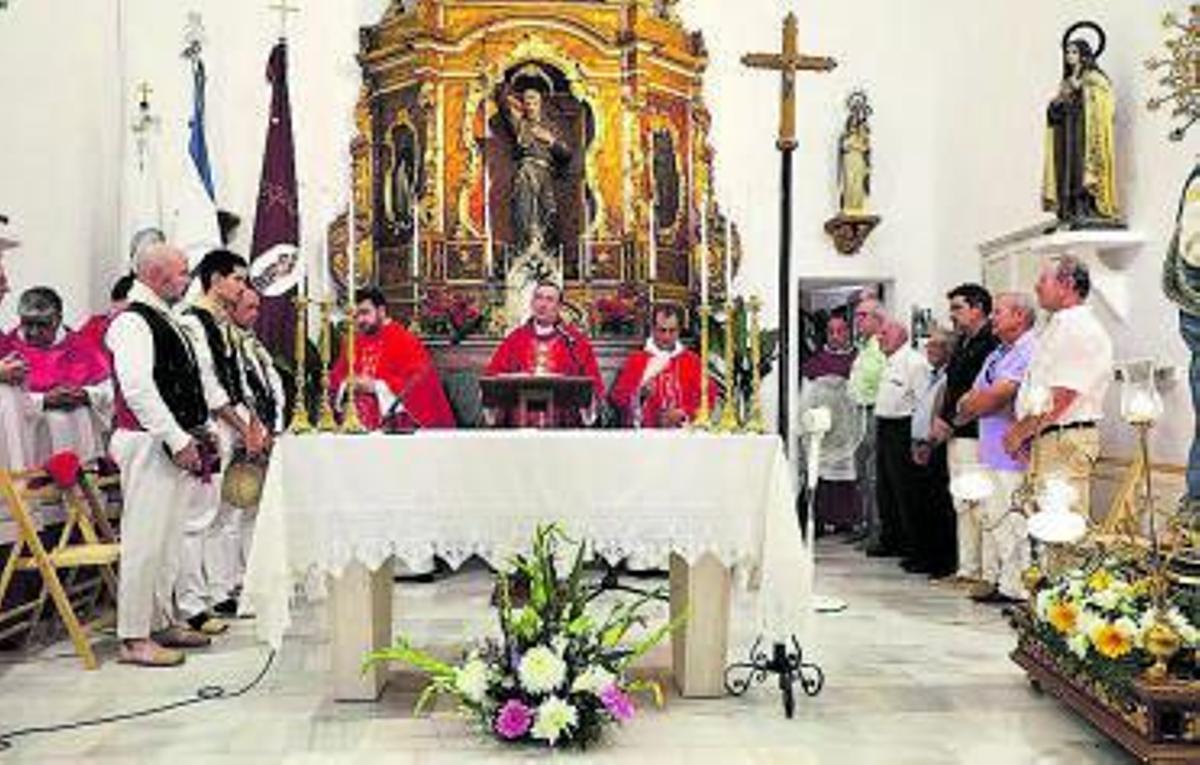 Misa solemne en honor a Sant Jaume. | C.C.