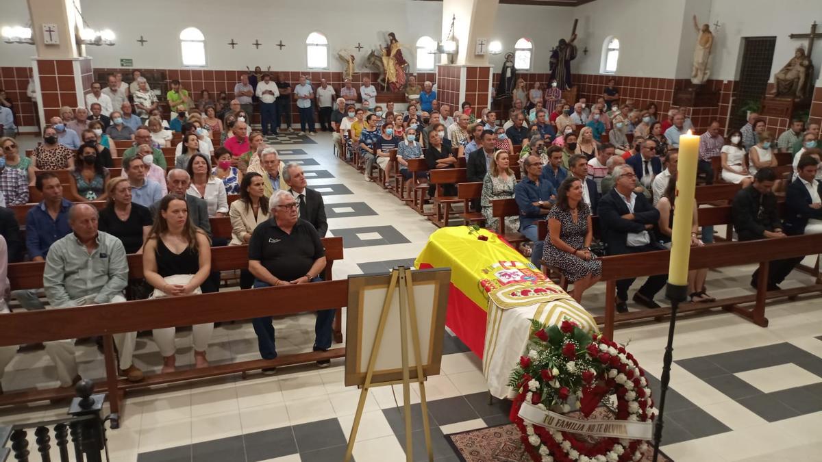 La iglesia de Villalpando se llana para despedir a su diestro