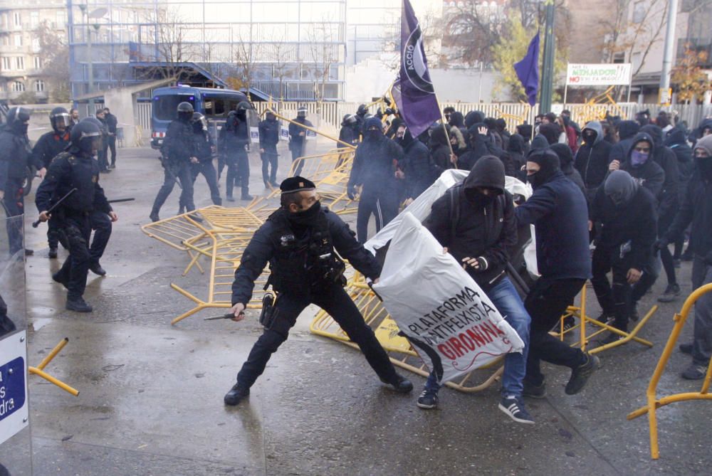 Manifestació antiborbònica a Girona