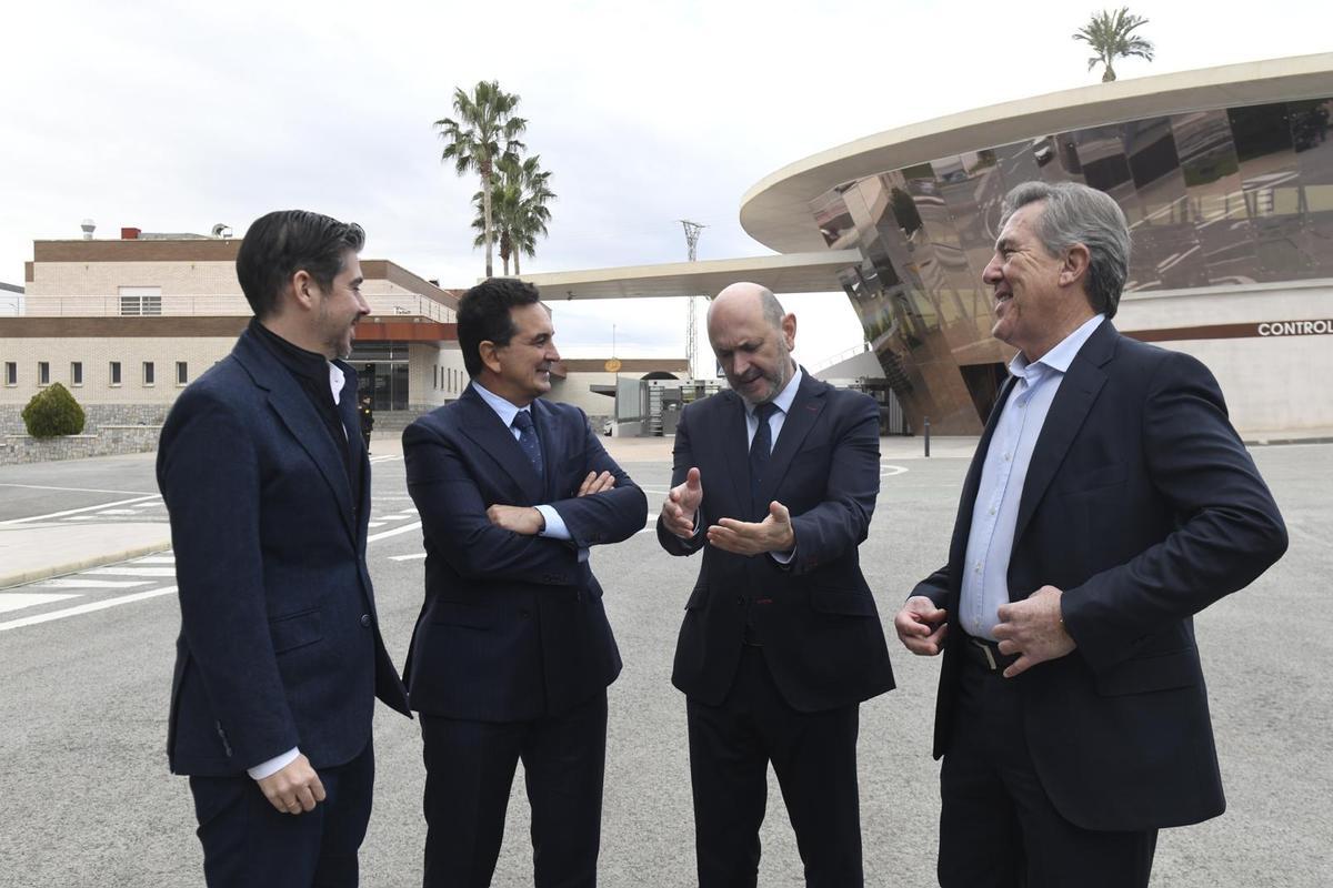 Encuentro previo entre Rafael Louzán, José Miguel Monje Carrillo y representantes de ElPozo Alimentación