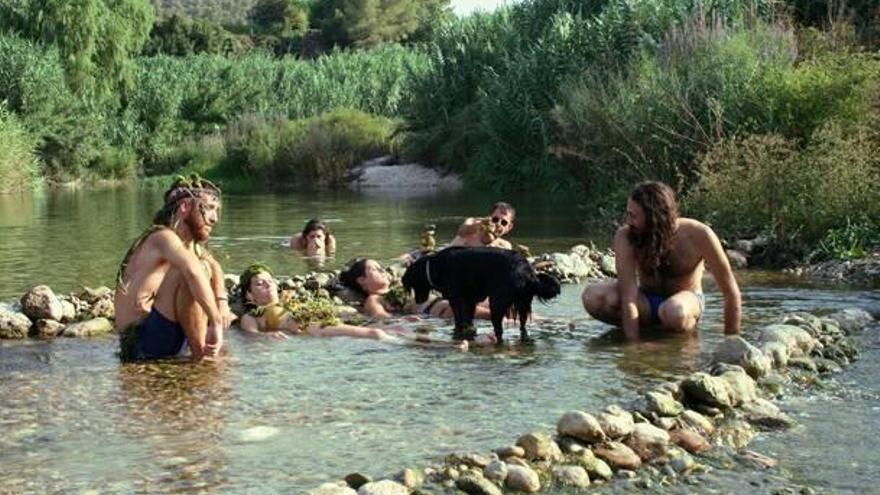 Foto titulada «L&#039;Homo serpis estrena la Platja de Potries».