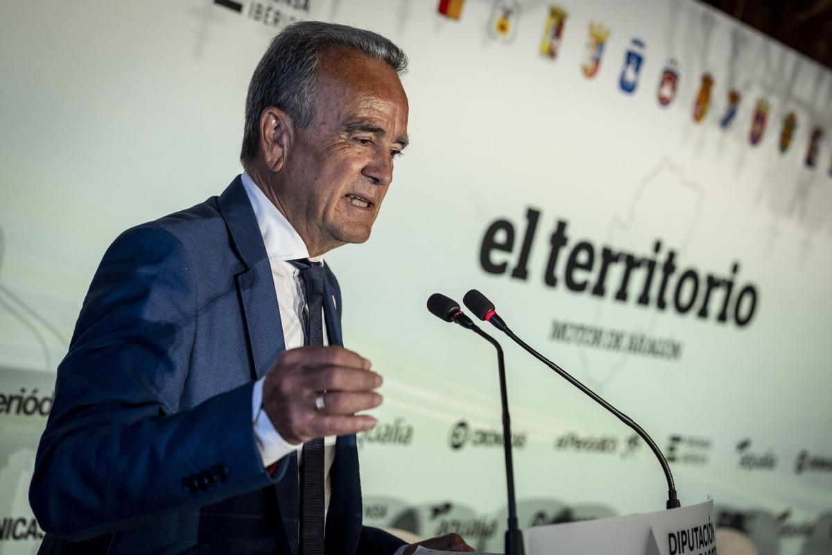 FORO DE MUNICIPALISMO 'TERRITORIO, MOTOR DE ARAGON' EN LA SALA DEL TRONO DE LA DPZ
