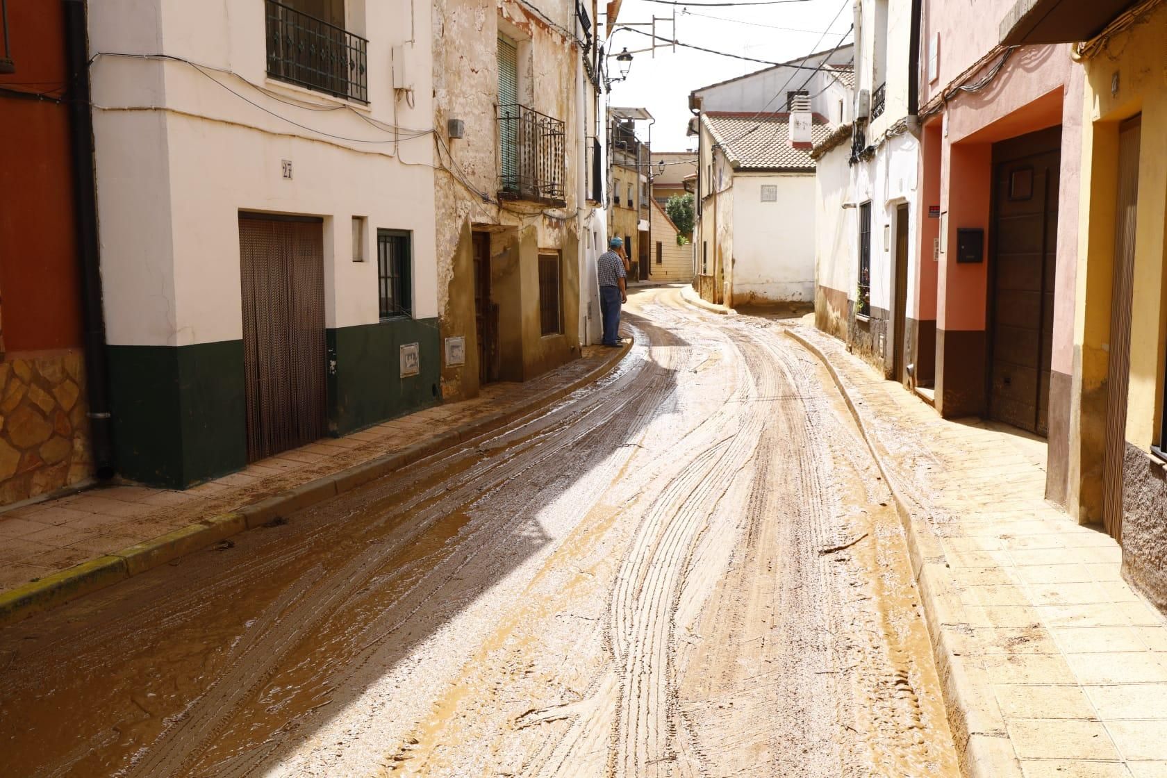 En imágenes | Así ha quedado Azuara tras la fuerte tormenta que causó destrozos este viernes