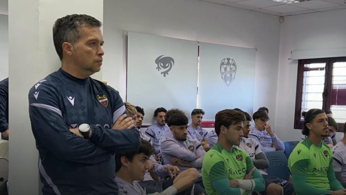 LaLiga traslada a la plantilla del Levante una sesión formativa sobre integridad