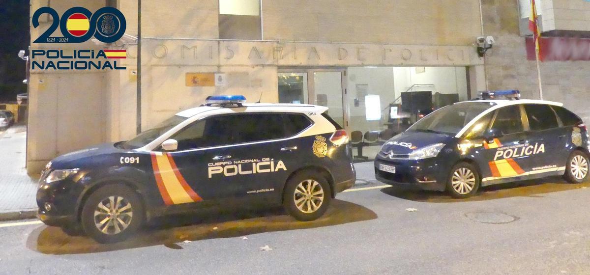 Coches patrulla, frente a la comisaría de Manacor.