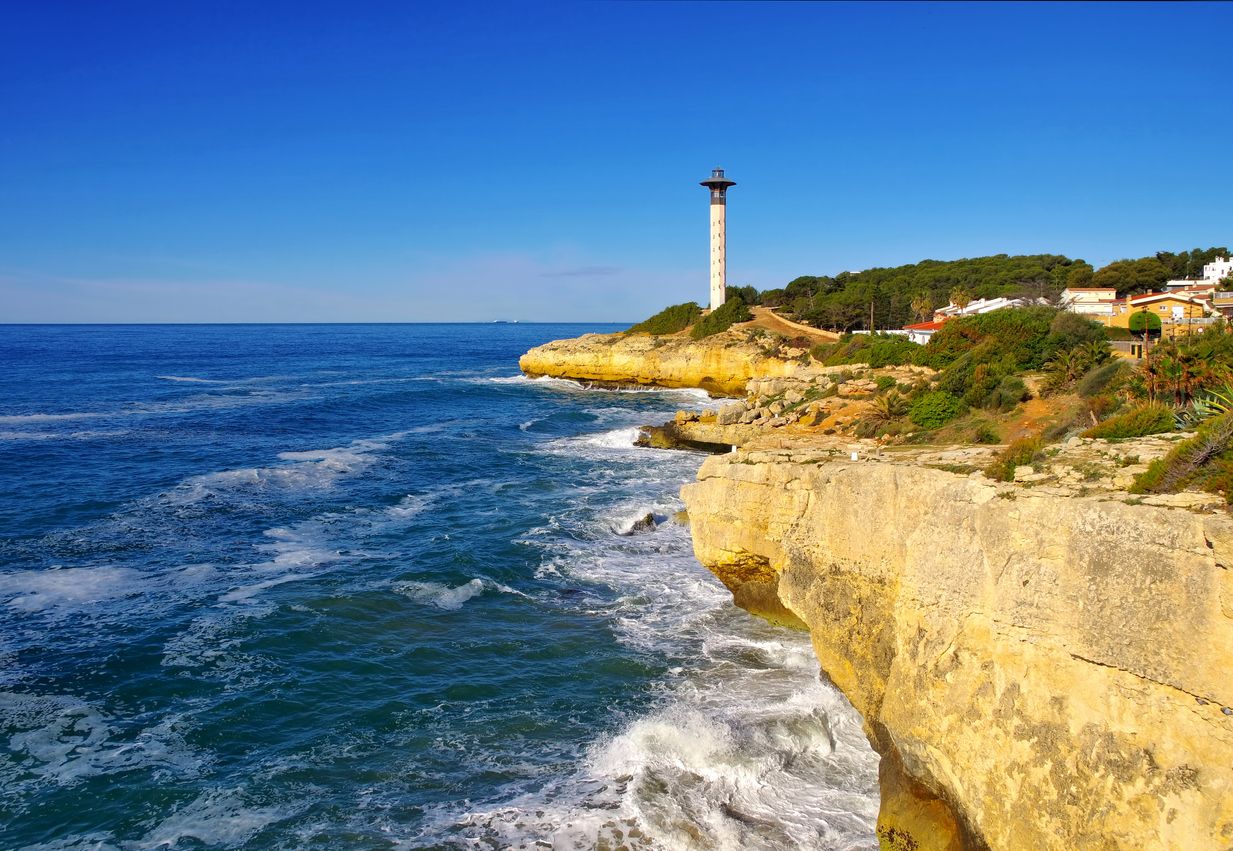 Faro de Torredembarra, Tarragona, Cataluña.