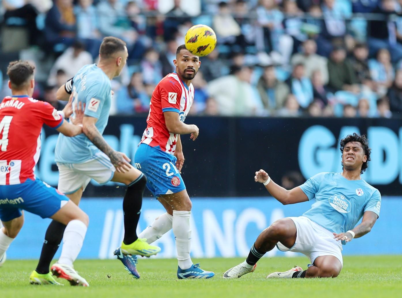 De la fiesta inicial a la decepción: las mejores imágenes del Celta-Girona