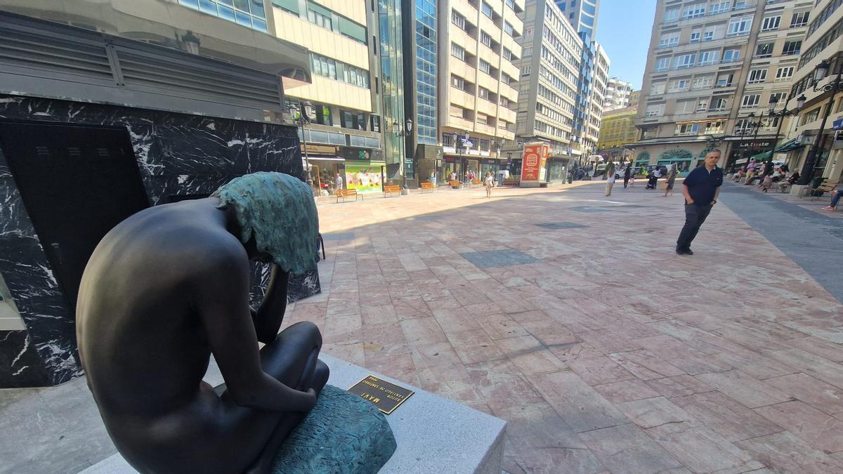 La escultura "Mavi", este lunes en Longoria Carbajal.
