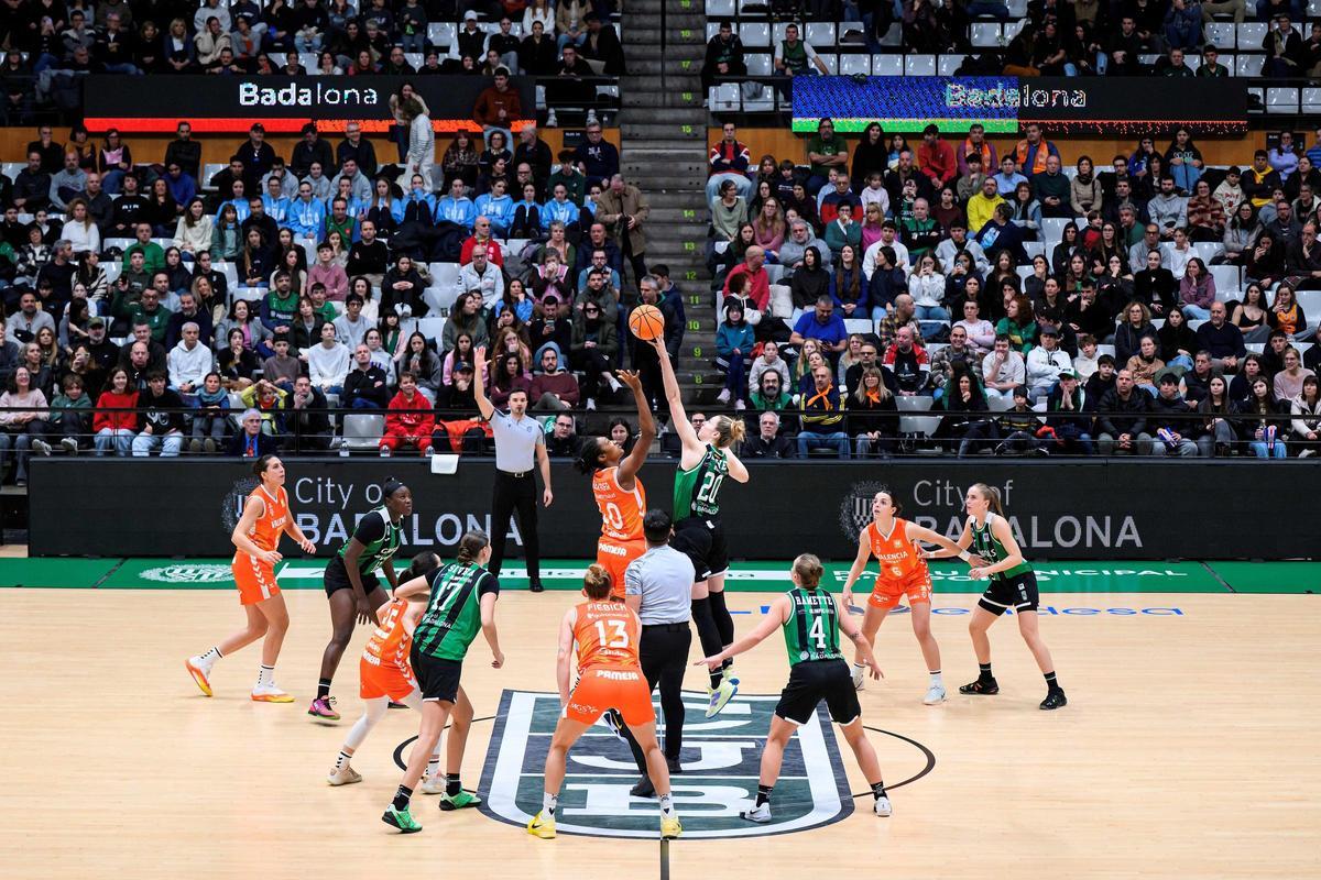 El Valencia Basket salió victorioso de Badalona