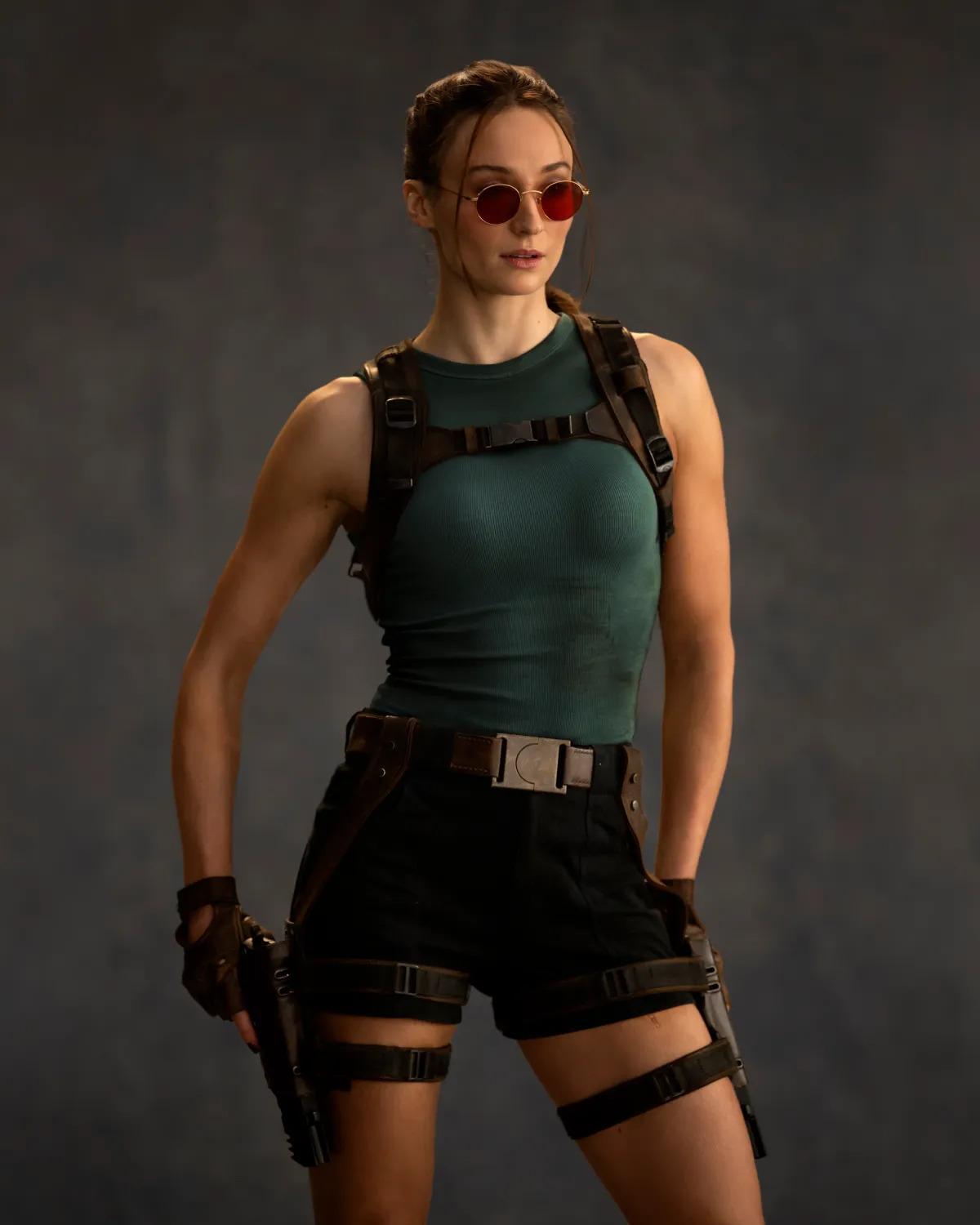 La estrella de 'Game of Thrones' ('Juego de Tronos', en español) Sophie Turner interpretará a Lara Croft, personaje principal de la franquicia de videojuegos Tomb Raider que saltará por primera vez a la pequeña pantalla en forma de serie.