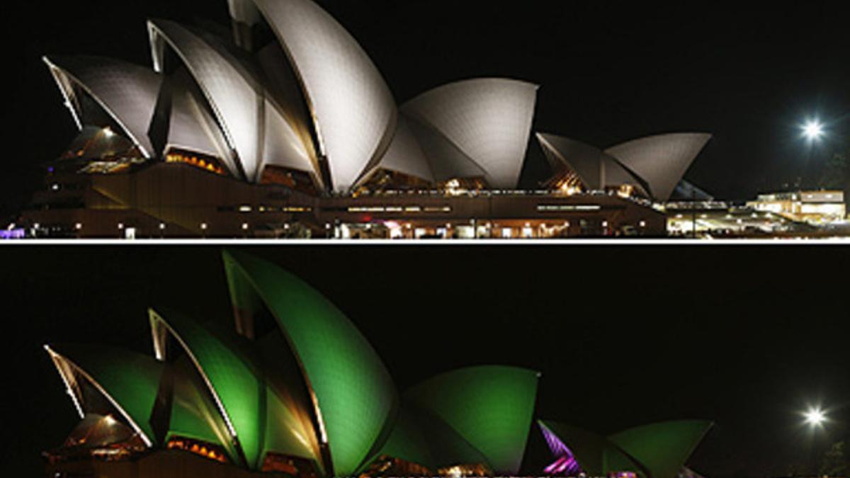 El emplemático edificio de la Opera House de Sídney, antes y durante el apagón