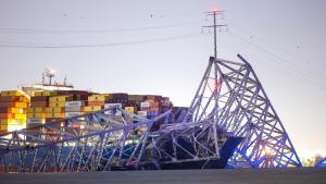 Una parte del puente derrumbado de Baltimore.