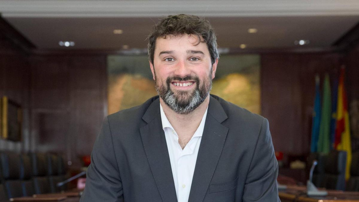 Óscar Pérez Suárez, alcalde de Valdés.