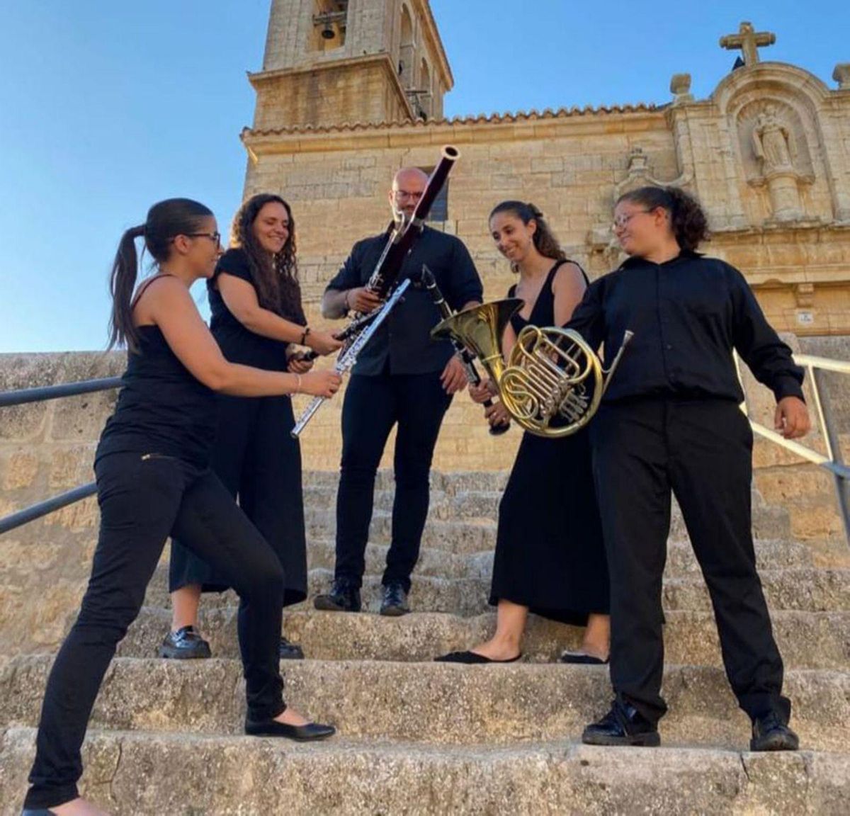 El quinteto de viento con sus instrumentos. | Cedida.