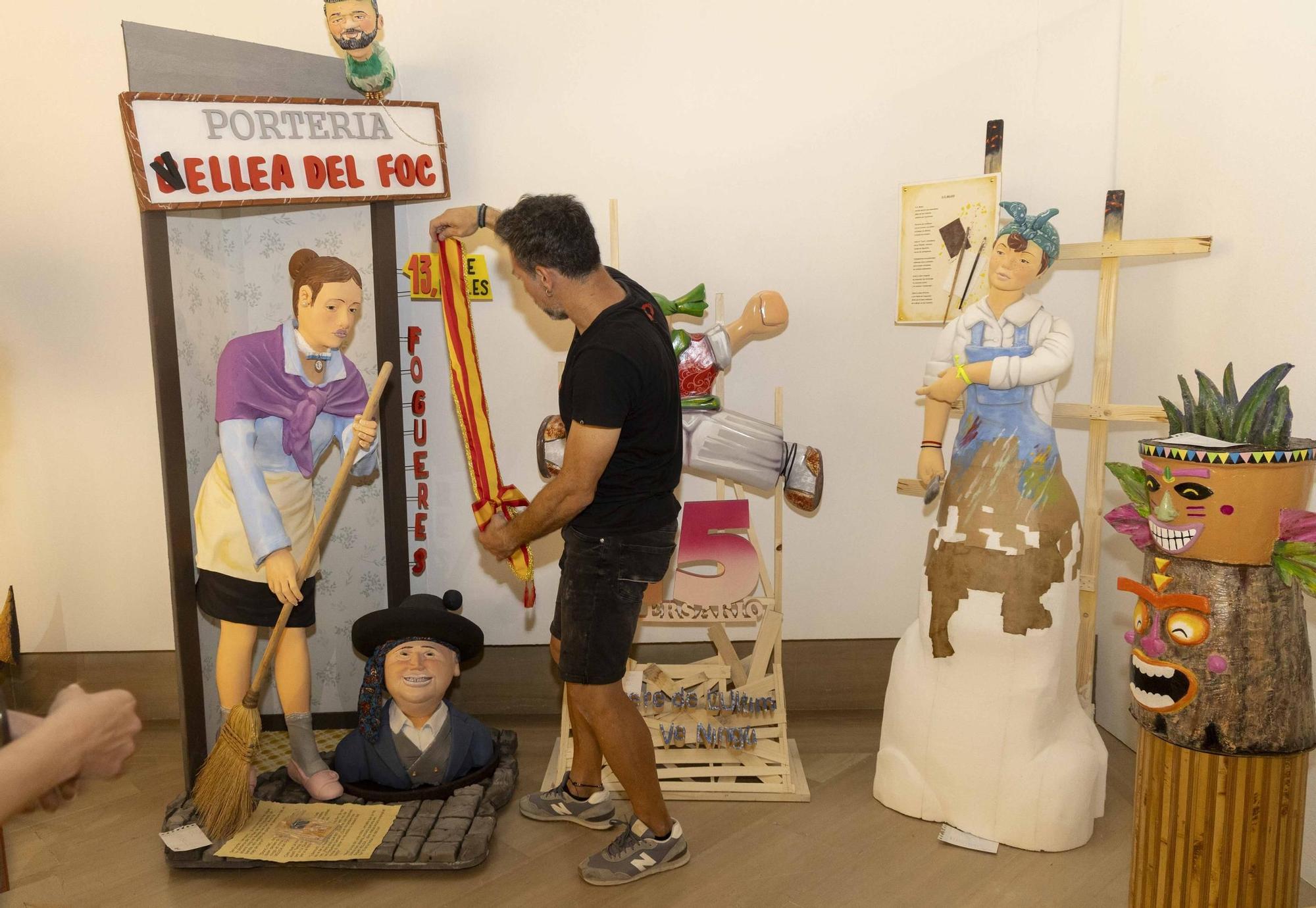 La exposición del Ninot, un homenaje a Pedro Luis Sirvent