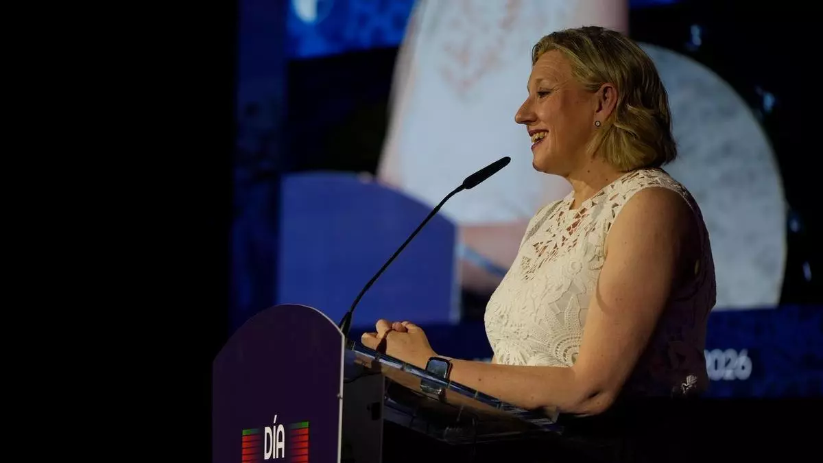 Isabel Blanco renueva la apuesta de la Junta por el turismo y la industria en el Día de la Provincia