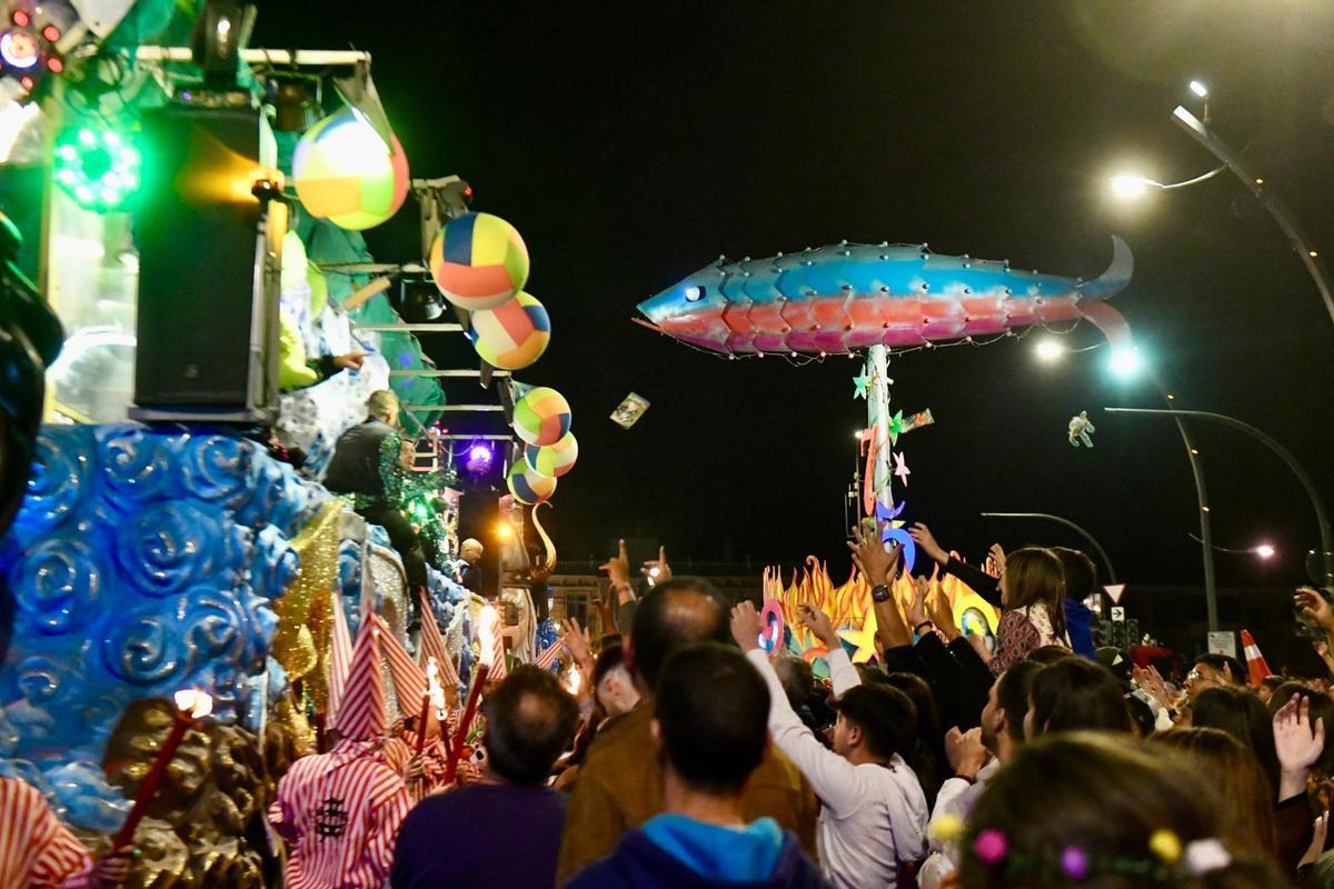 Las mejores imágenes del desfile del Entierro de la Sardina