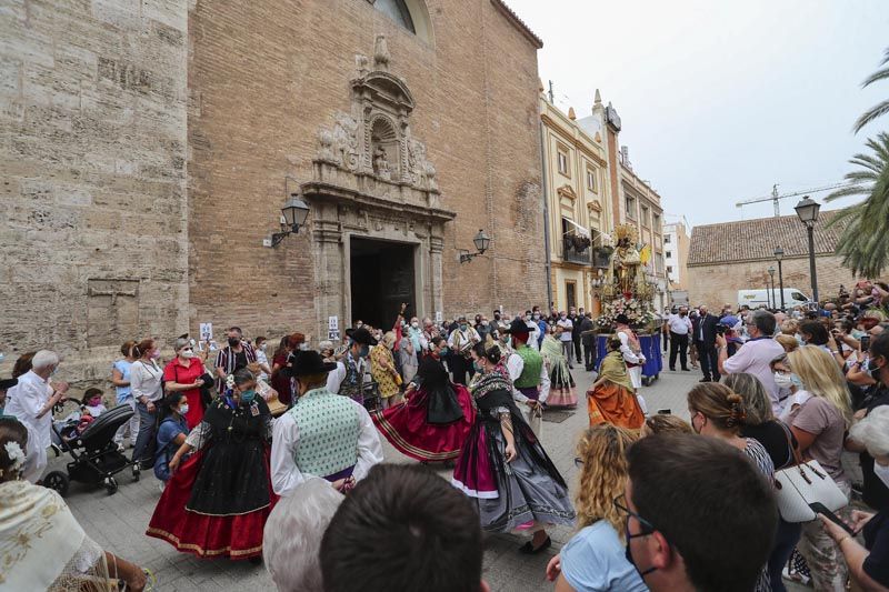 La Virgen vuelve a procesionar con público