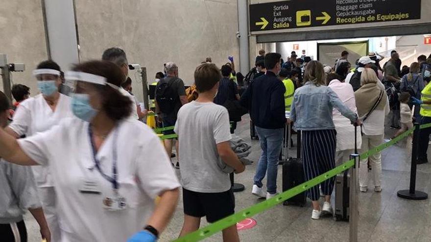 Mallorca verlangt Corona-Tests von Passagieren vom Festland